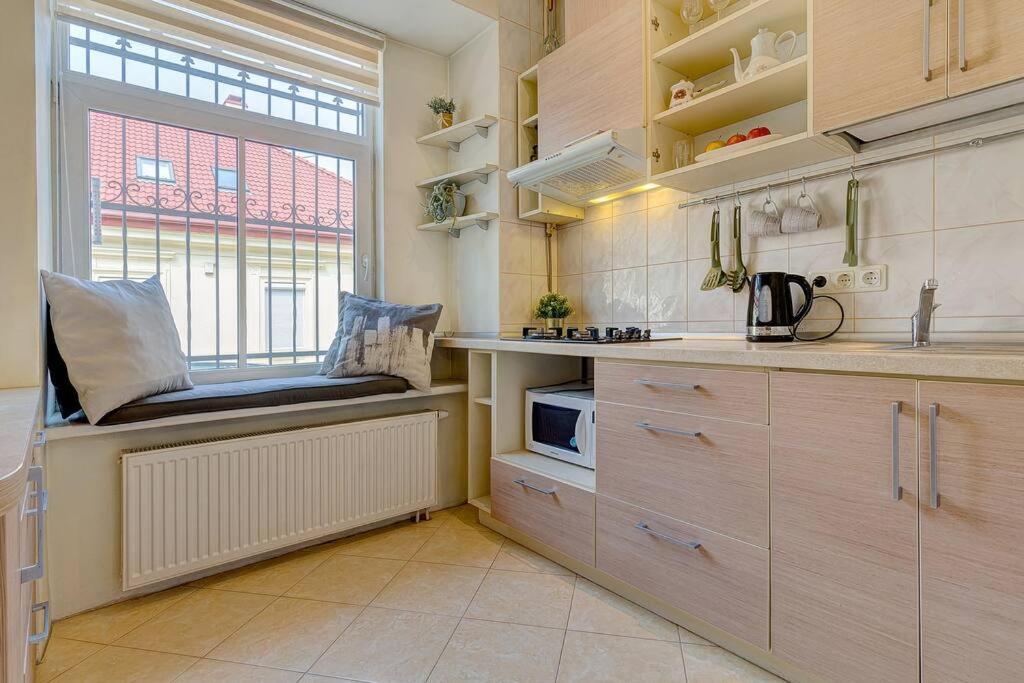 Private Entrance-2 Rooms-old Town- Free Parking *