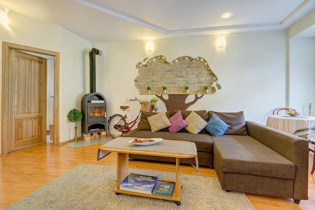 Private Entrance-2 Rooms-old Town- Free Parking